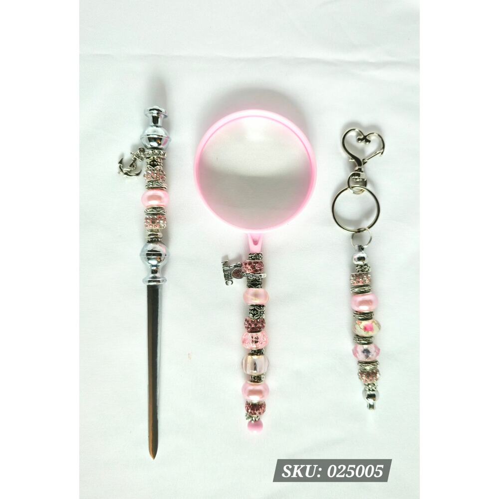 Three Piece Lt Pink Beaded Desk Set